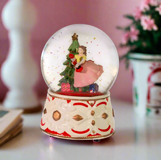 5.5" Clara With Nutcracker *Musical* Snow Globe