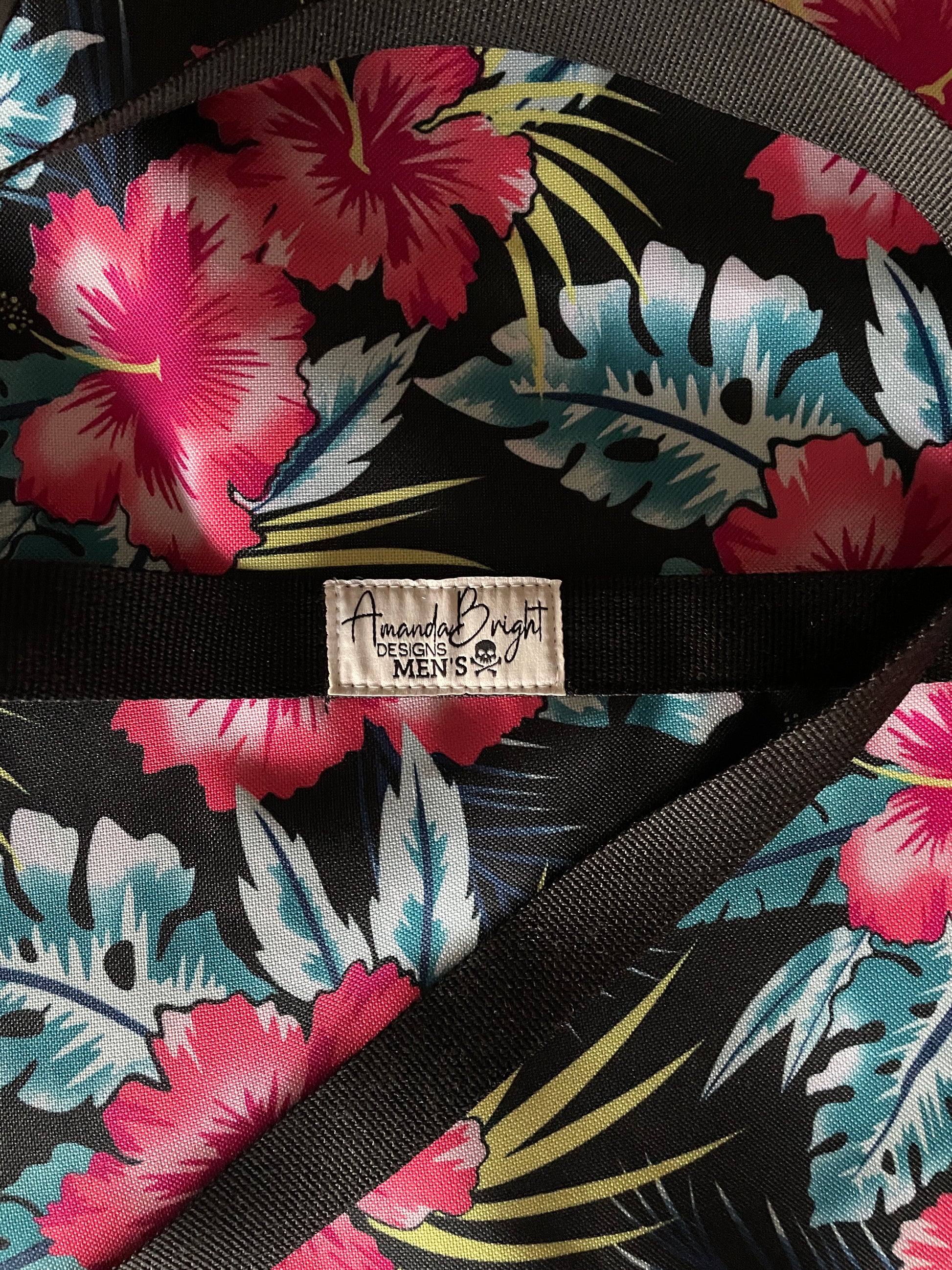 Amanda Bright Designs Mens Ottertex Canvas Floral Hawaiian Print Apron