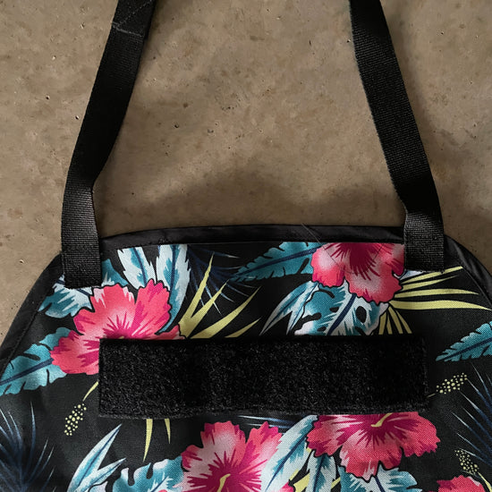 Amanda Bright Designs Mens Ottertex Canvas Floral Hawaiian Print Apron