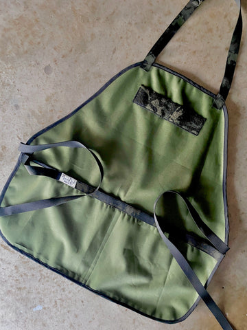 Amanda Bright Designs Eckert Apron olive green waterproof canvas Multicam black trim and strings