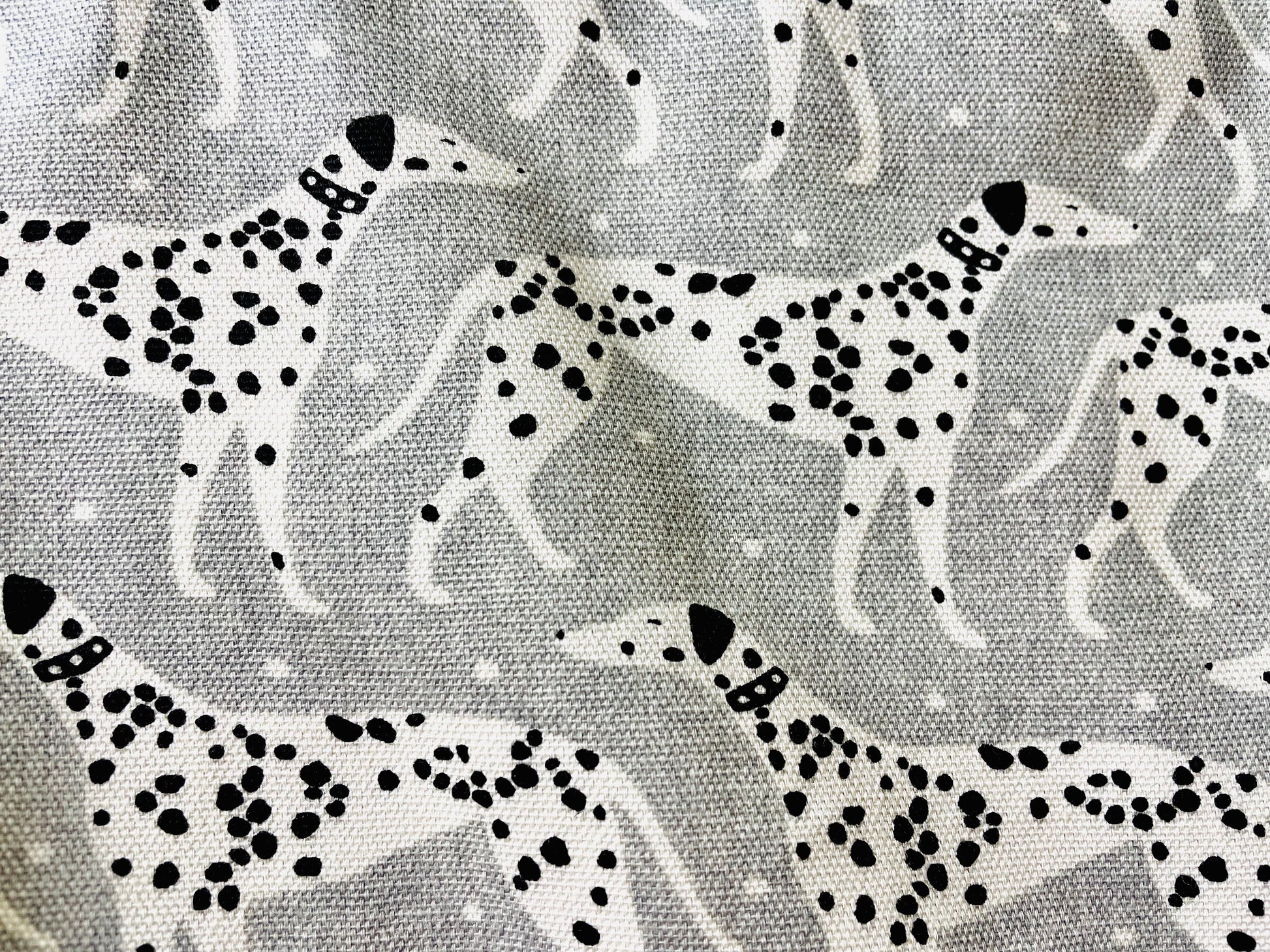 Two Medium Sized Ladies Vanessa apron Dalmatian print guard dog firehouse George Washington hunting dog fabric pattern